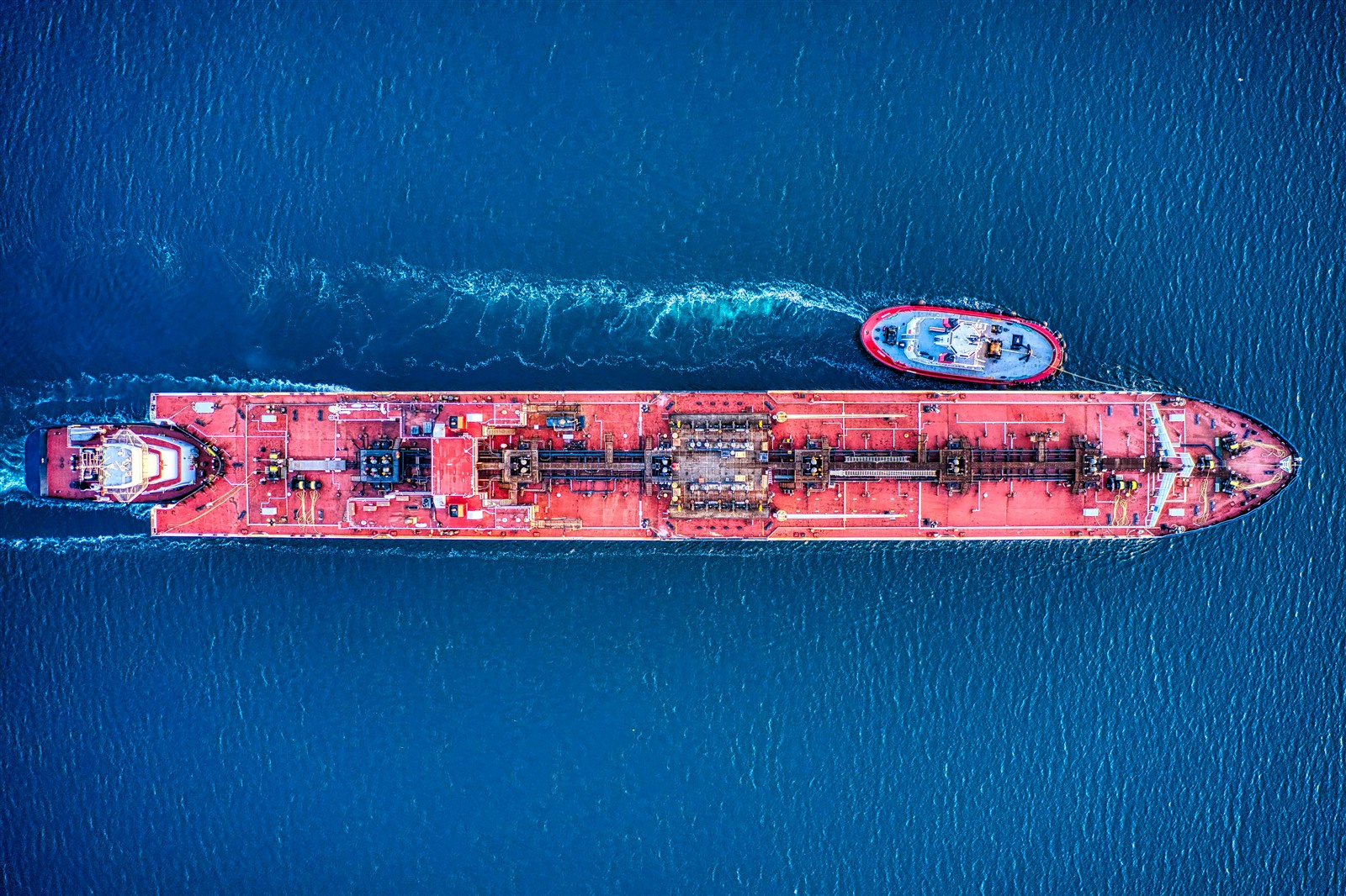 Shipping vessel at sea